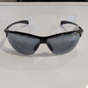 Maui Jim 426 Hot Sands Shiny Black Sunglasses
